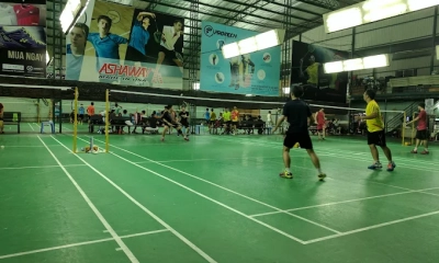 Review chi tiết sân cầu lông T19 tại quận 10