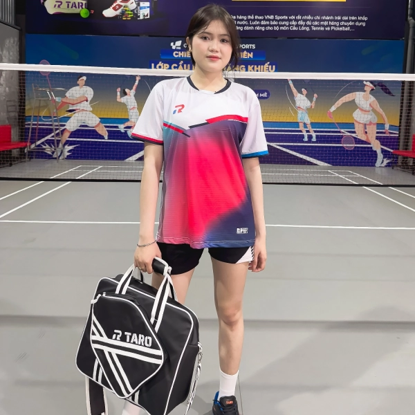 Áo cầu lông Taro TR025-A31 Nữ - Đỏ Trắng chính hãng