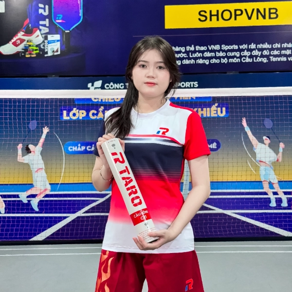 Áo cầu lông Taro TR025-A36 Nữ - Đỏ chính hãng